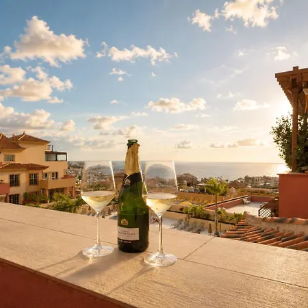 Apartment Luxury 2br Ocean Views Heated Pool Garage Costa Adeje (Tenerife)